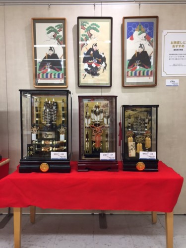 西武7階こども売り場にて額入り天神様販売中！